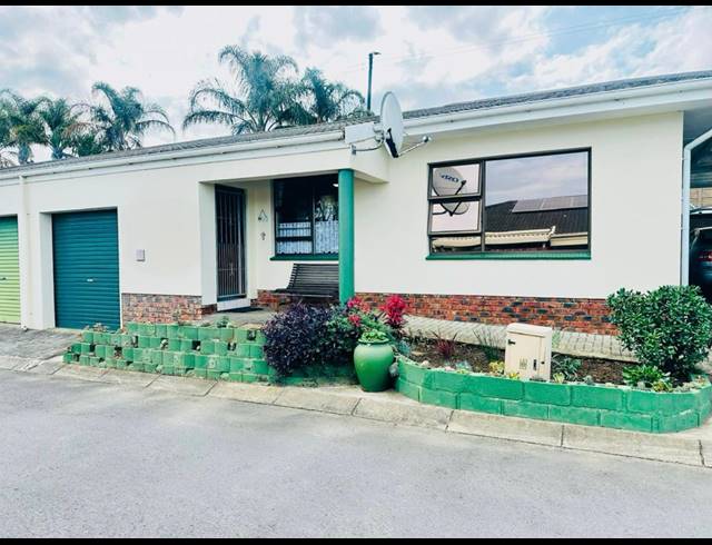 2 BEDROOM TOWNHOUSE FOR SALE IN GONUBIE